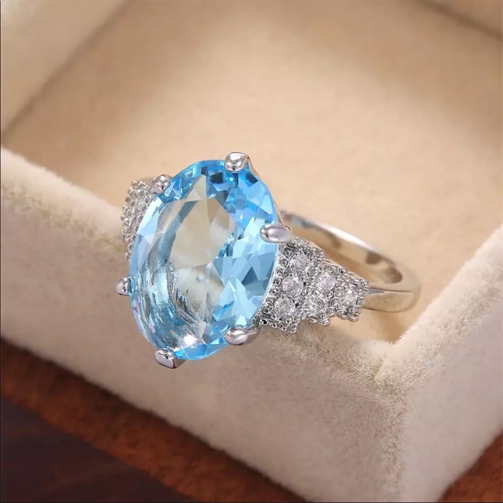 New Oval Cut 925 Silver Beautiful Aquamarine Ring - Picture 2 of 5